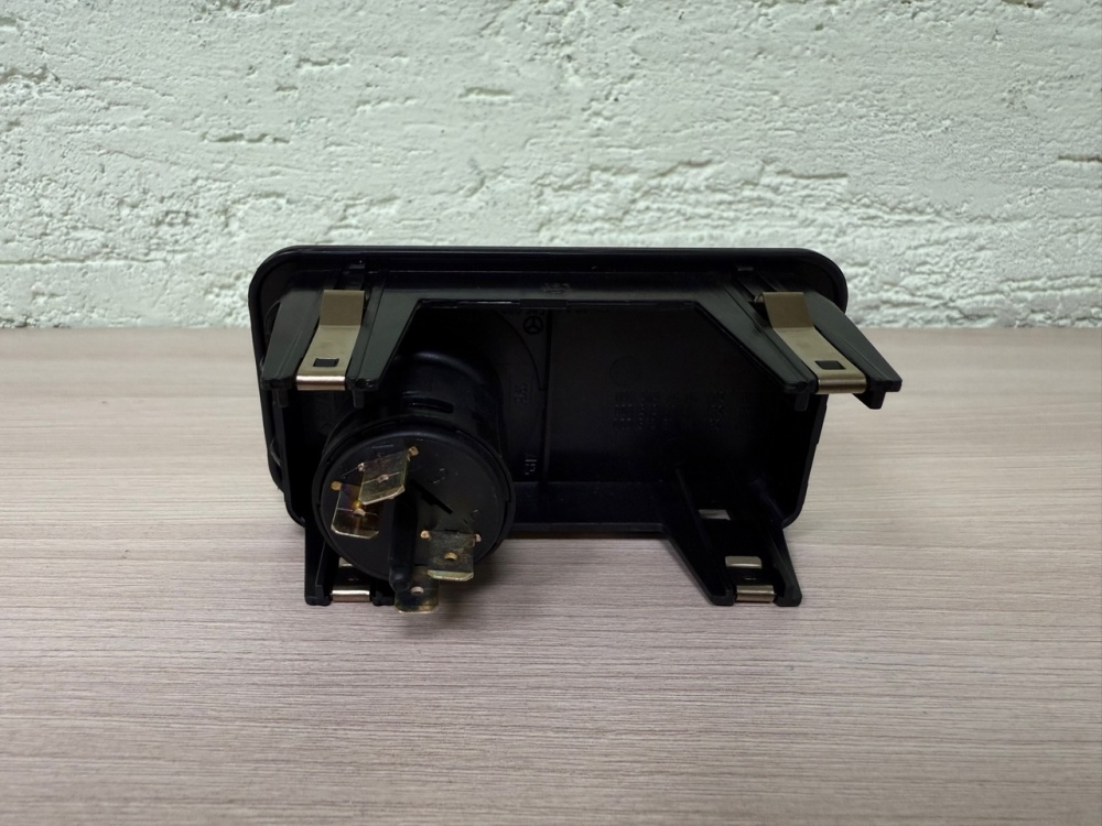 Переключатель блокировки МОД, МКД / Mercedes-Benz A0015452204