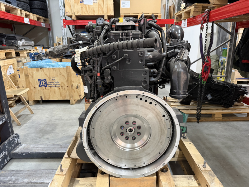 Двигатель Cummins ISL9E6400 Евро 6, 400 л.с. (Есть скол на крыльчатке) (Новый, снят с агр) / Cummins ISL9E6400 