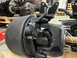 Колёсно ступичная группа переднего моста правая 6522,65225,65226,65228 / Madara 340-022-7401